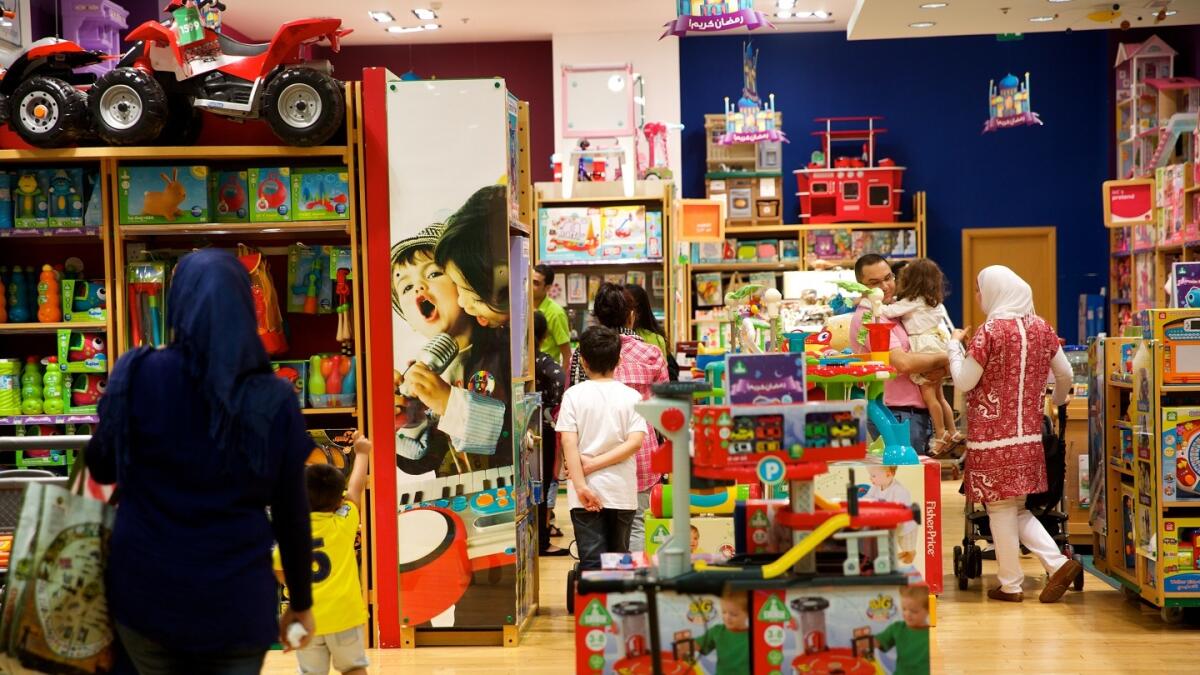 Kids can pick up a wide variety of gifts, toys, collectibles, puzzles and games at great bargain prices.