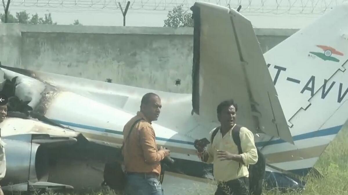 India, VT-AVV aircraft, Dhanipur, Aligarh