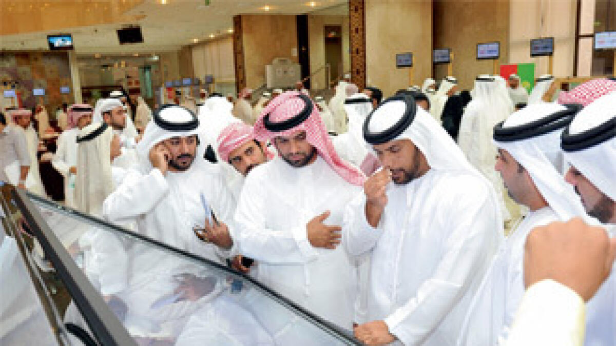 Emirati families get 1,000 houses