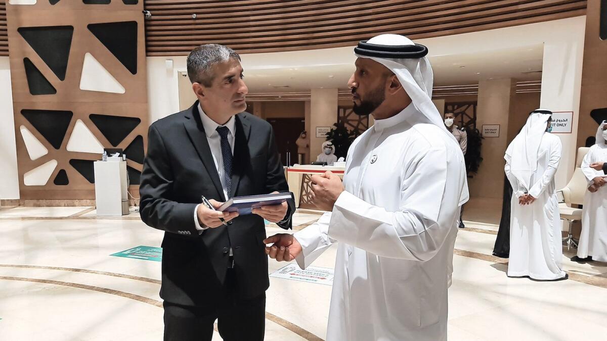 Prof. Yitshak Kreiss, Director General of Sheba Medical Center discusses healthcare cooperation with Abdulla Bin Mohamed Bin Butti Al Hamed, Chairman of Department of Health in Abu Dhabi