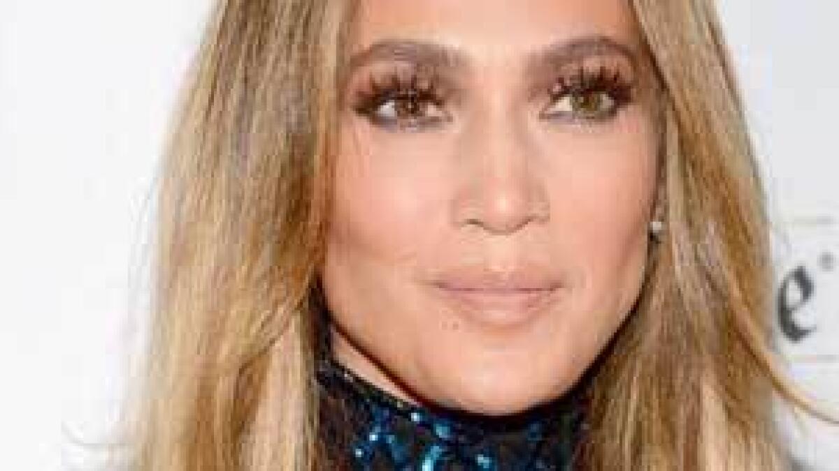 Jennifer Lopez wins GLAAD award