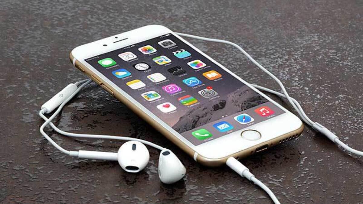 Apple under probe for slowing older iPhones