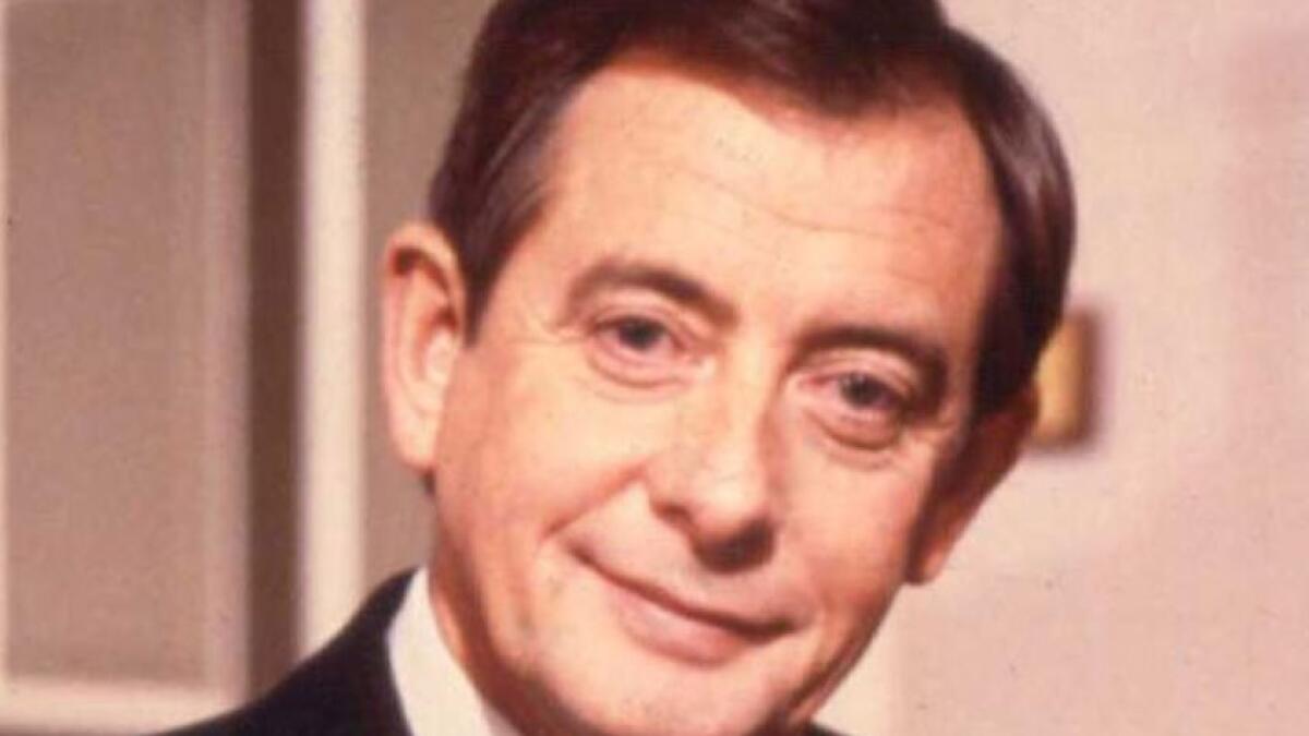 Yes Minister, actor, Derek Fowlds, dies, 82, 
