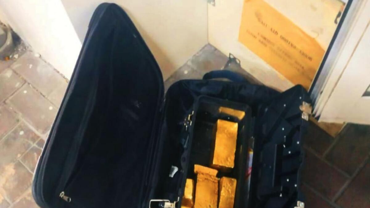 Cleaner in Dubai finds bag with 15kg gold worth Dh7m, returns it 