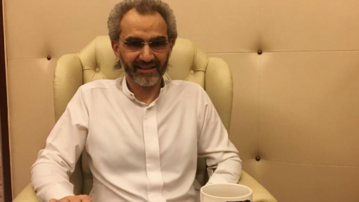 Video: Saudi Prince Alwaleed gives tour of his hotel suite