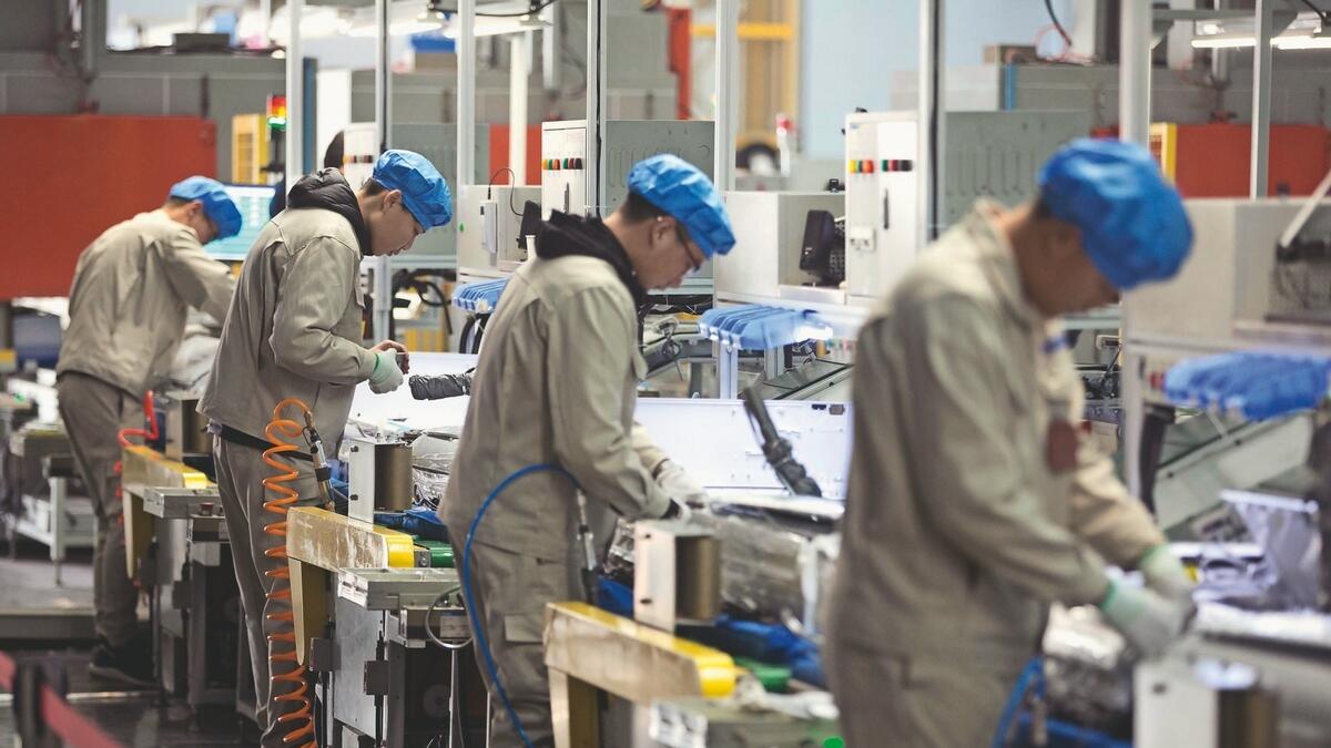 Chinese factories lose steam