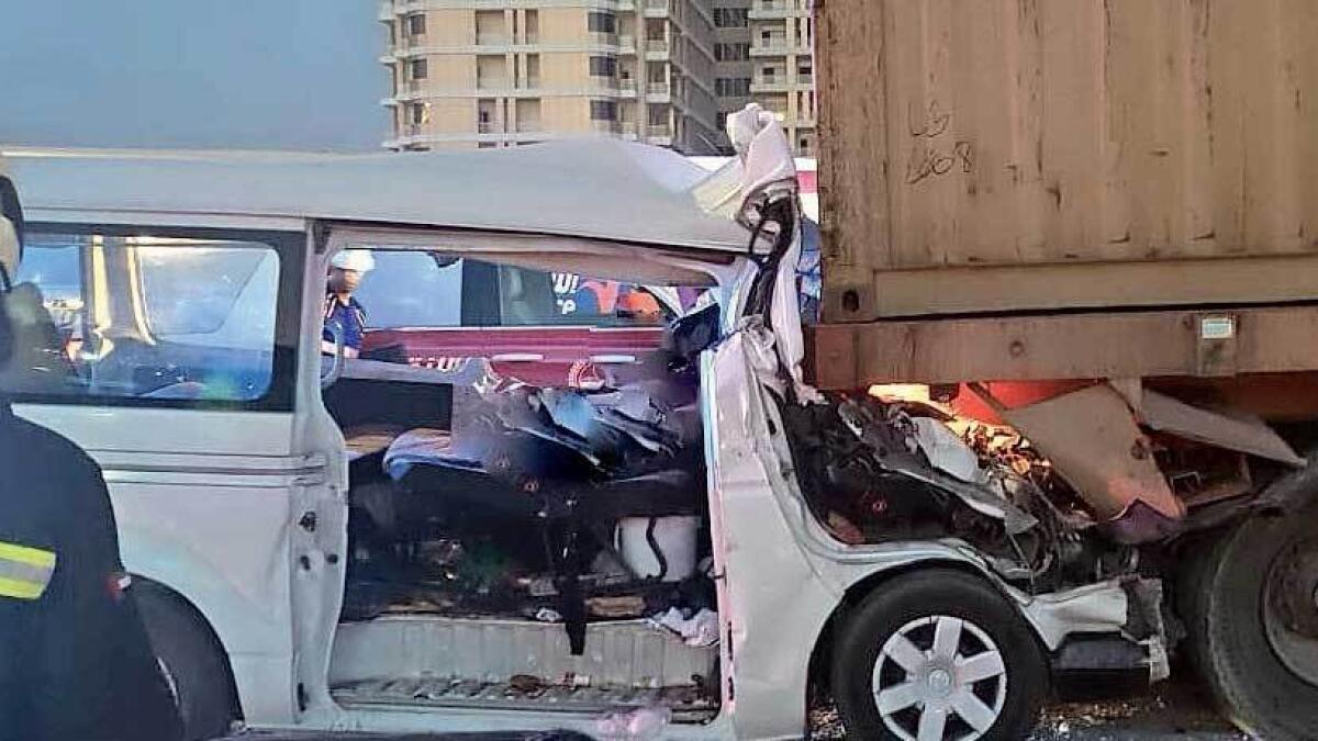 Dubai, minibus, crash, Deceased, cleaners, were on their way, to a school