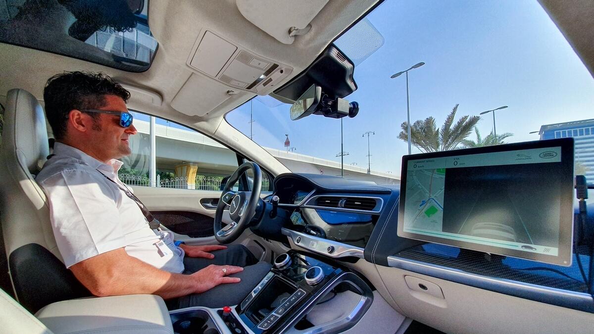 Driverless, UAE roads, Driverless vehicles, autonomous vehicles