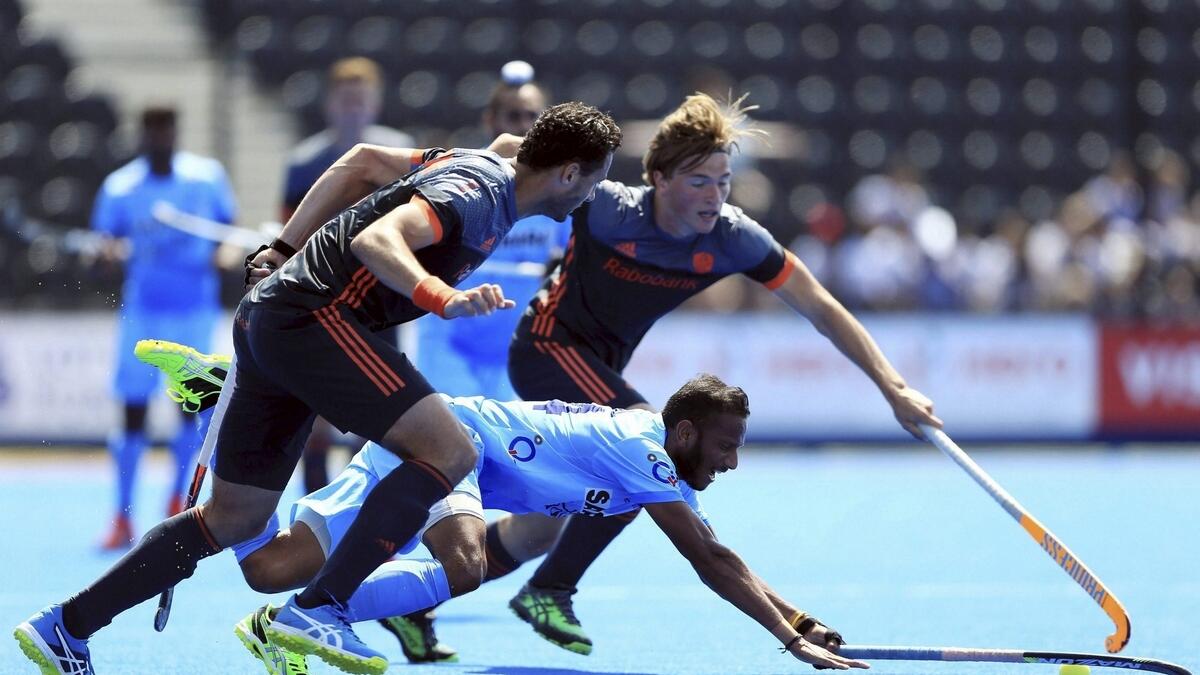 India lose to Netherlands, but make quarterfinals