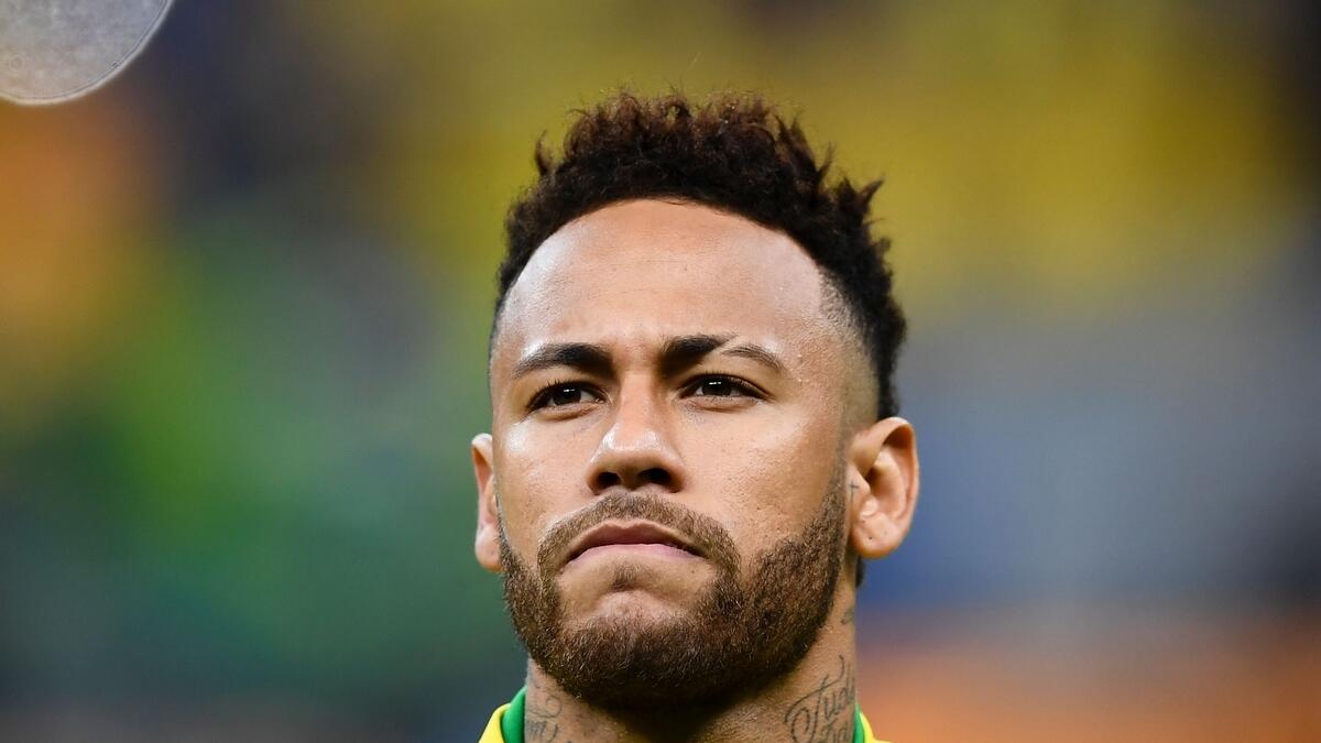 Neymar in trouble over intimate pictures