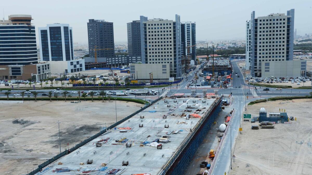 Road work to end Dubais SZR traffic snarl in full swing