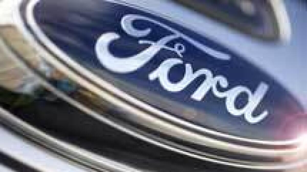 Ford to unveil solar-powered hybrid car