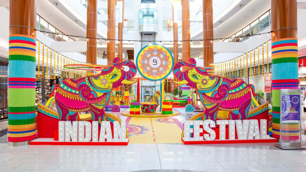 BurJuman bundle. The Bur Dubai Mall has come alive with an explosion of colours. Themed décor, hanging flowers and photo opportunities are dotted around the shopping centre and make sure to stop by the vibrant set up at the main atrium to adorn yourself with traditional bangles until November 14