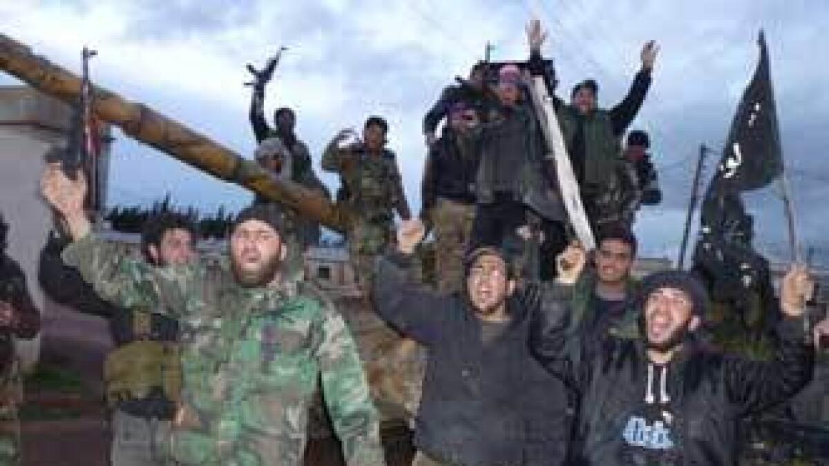 Syria rebels seize key Daraa military base