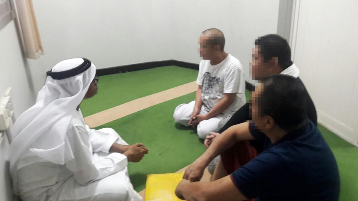 Filipino prisoners convert to Islam in Sharjah
