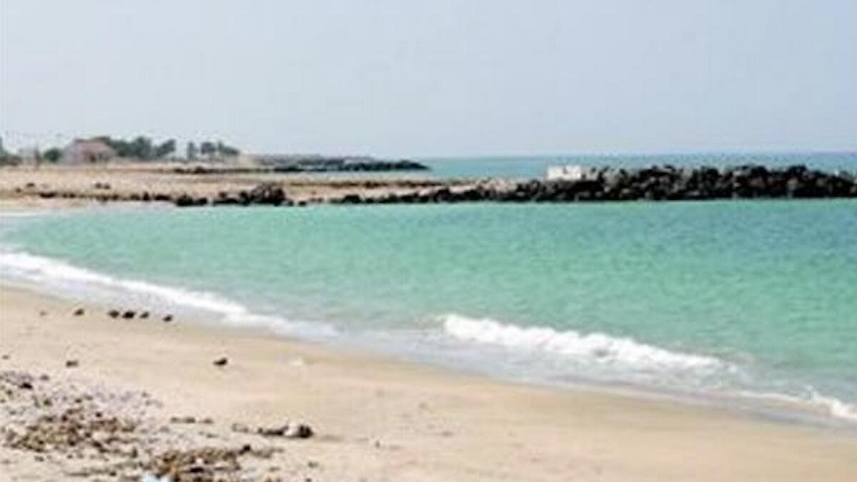 Umm Al Quwain, close, public, beaches, except, hotel, resort, beaches, coronavirus, Covid-19, 