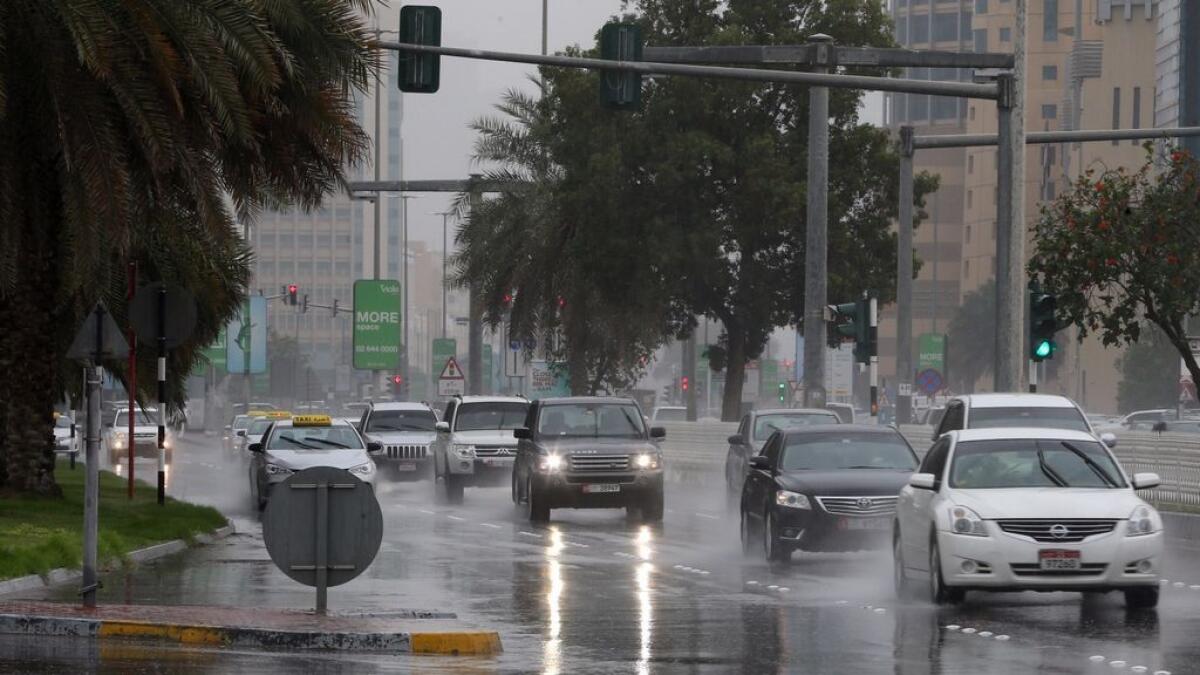 Motorists advised to drive carefully as thunderstorms lash Abu Dhabi Saturday morning.