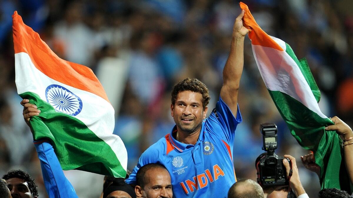 To the legend with an eternal sweet spot on the bat and in our hearts. Here's wishing Master Blaster Sachin a very happy birthday, Yuvrajt Singh tweeted