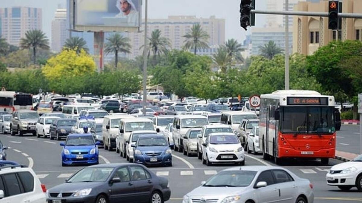 Dubai, sharjah, traffic, Motorists