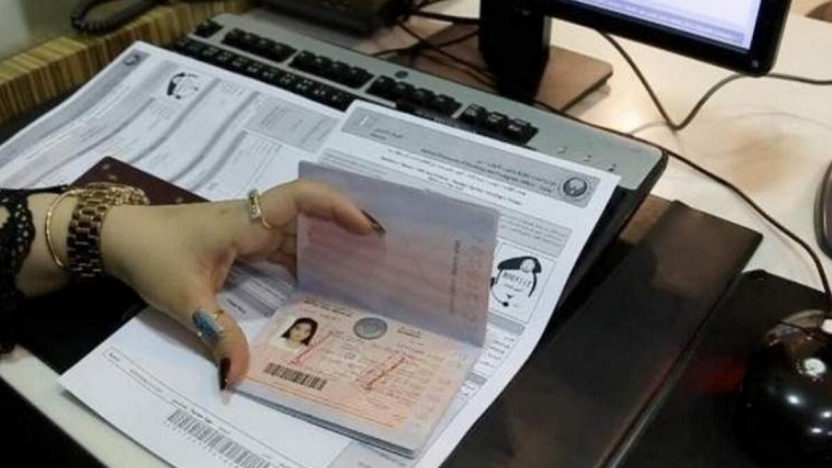 UAE to give citizenship to over 3,000 people