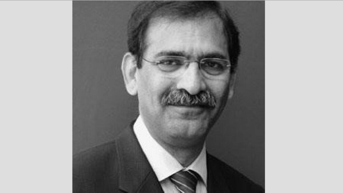 Dr Syed Yousuf Iftikhar, Consultant Surgeon, Associate Professor, UK, Chairman, Midland Doctors