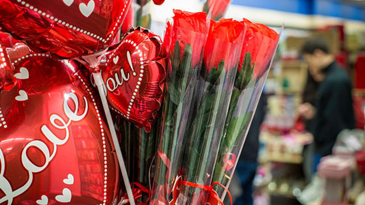 8 Valentines Day looks to fall in love with