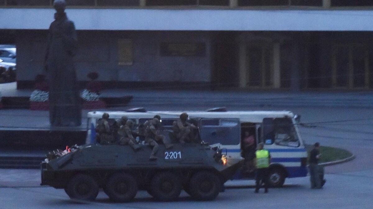 Siege, bus, 13 passengers, armed, man, hostages, freed, Ukrainian police, Lutsk