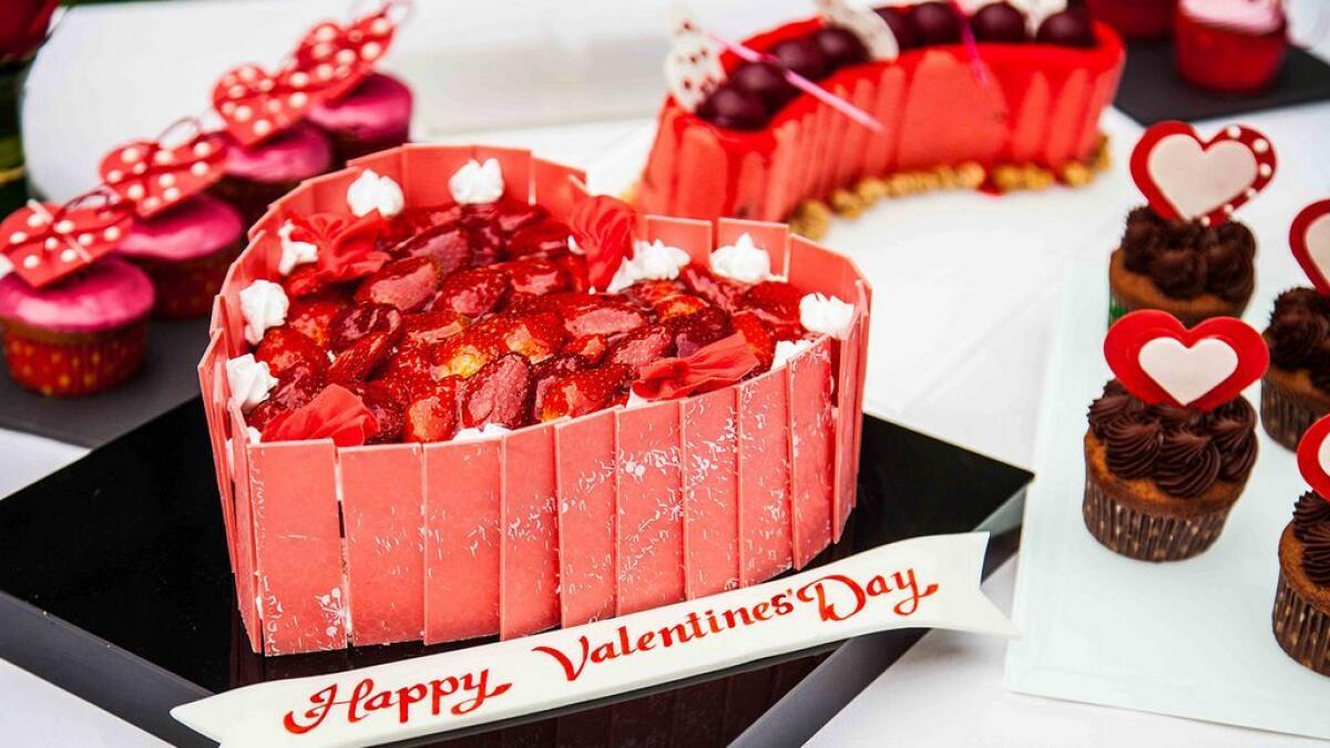 Celebrate Valentines Day at Radisson Blu Hotel, Dubai Deira Creek