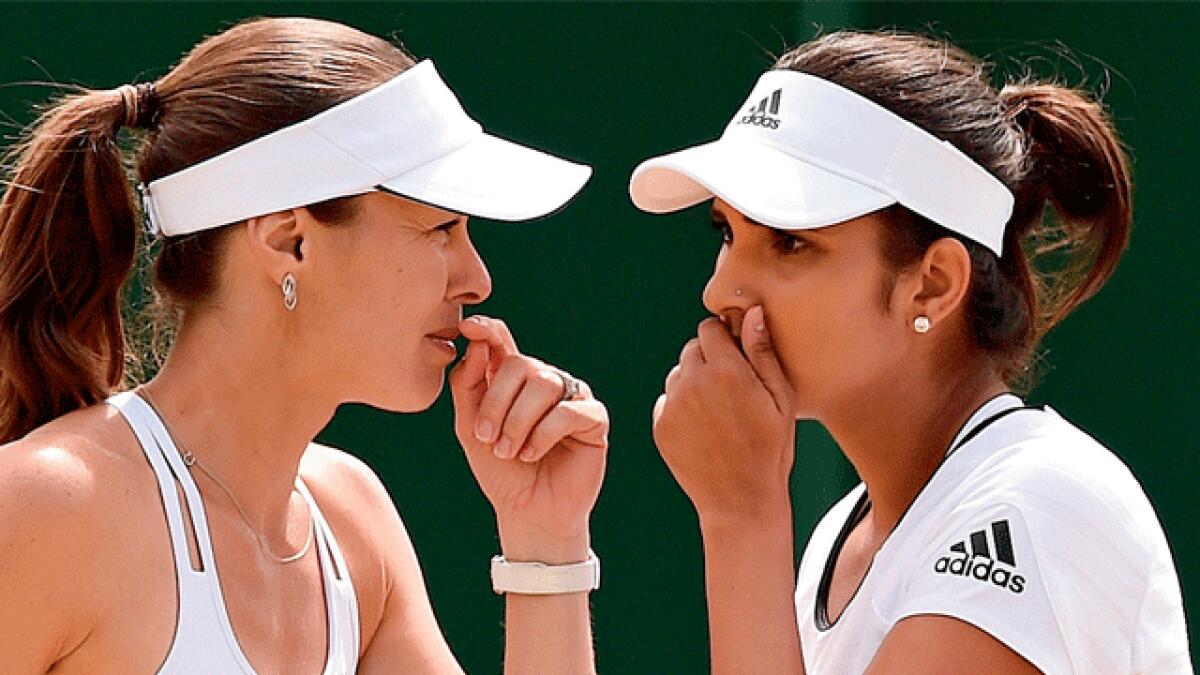Wimbledon 2015: Sania, Hingis move into quarters