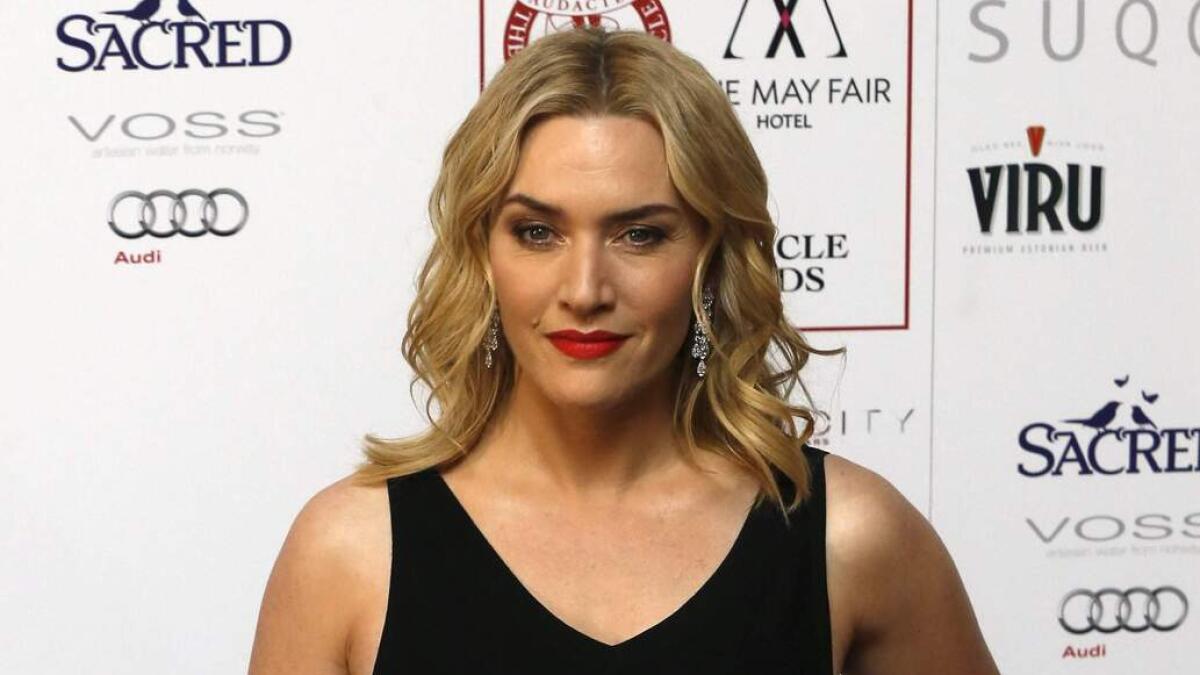Kate Winslet tips Leonardo DiCaprio for Oscar
