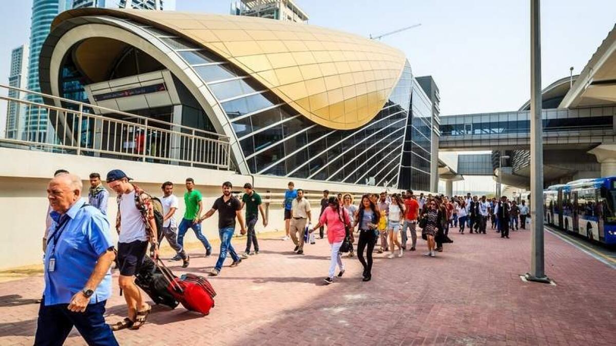 UAE residents urged to use public transport to avoid Eid rush