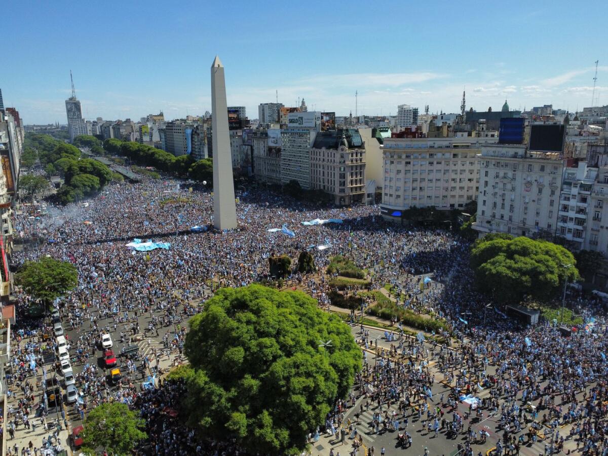 Argentina fans celebrate winning the World Cup by the Obelisco. Photo: Reuters