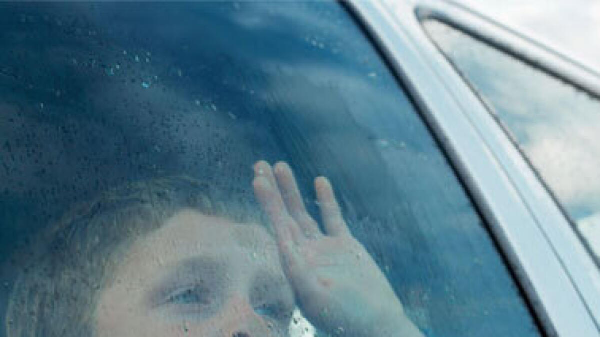 Don’t leave children locked in cars, parents advised