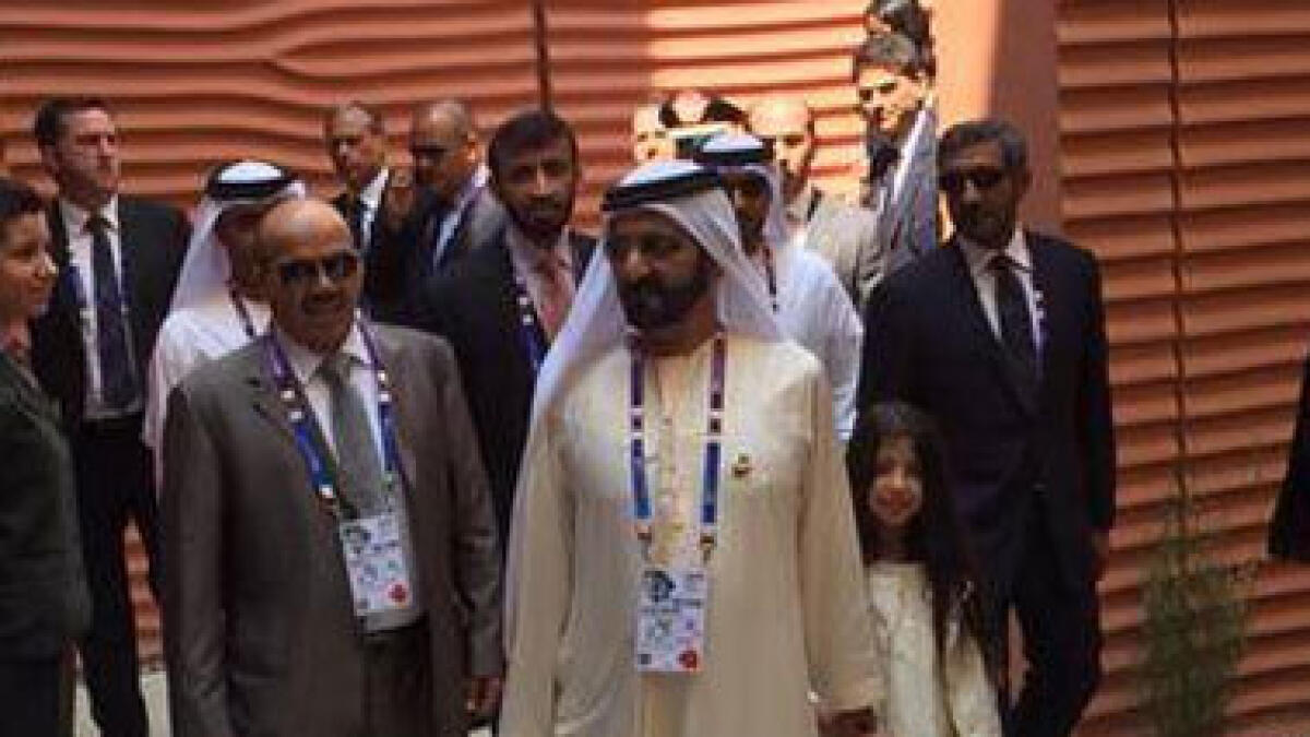 Shaikh Mohammed visits UAE pavilion at Expo Milano 2015