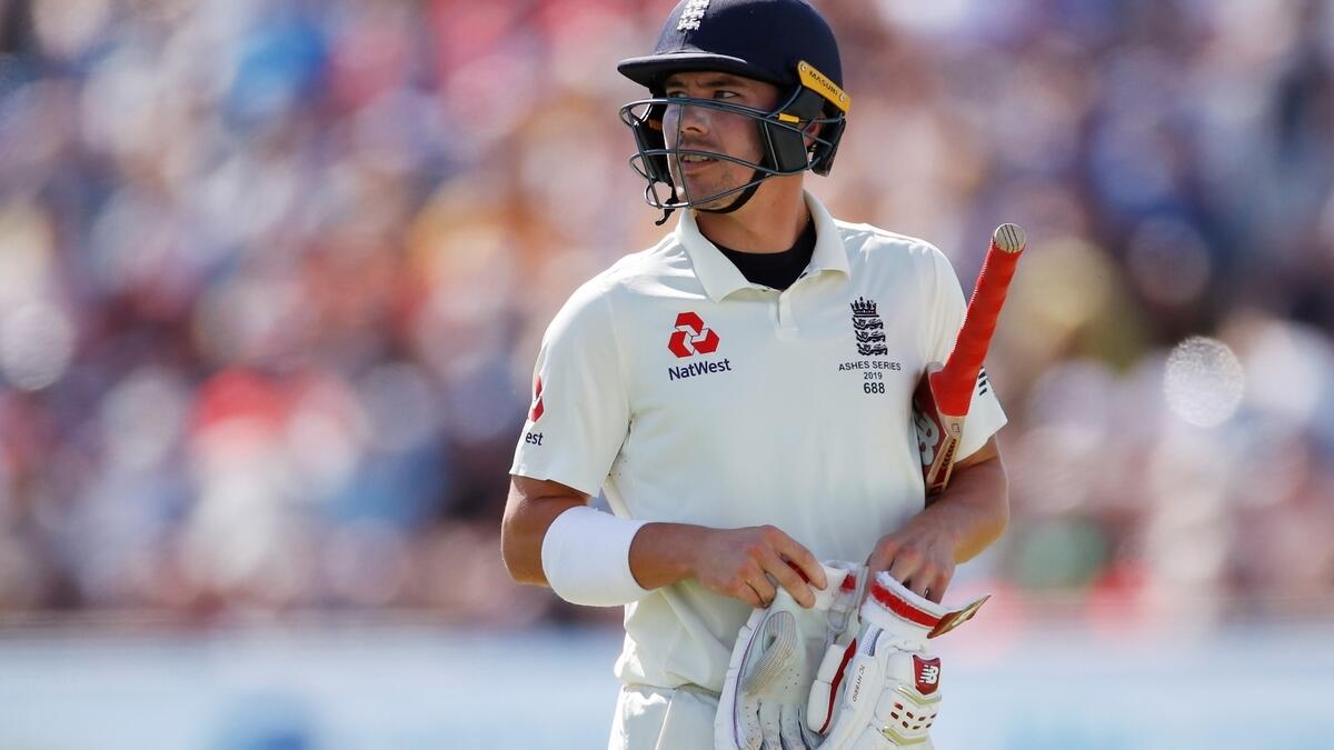 Boycott slams England for batting without brains