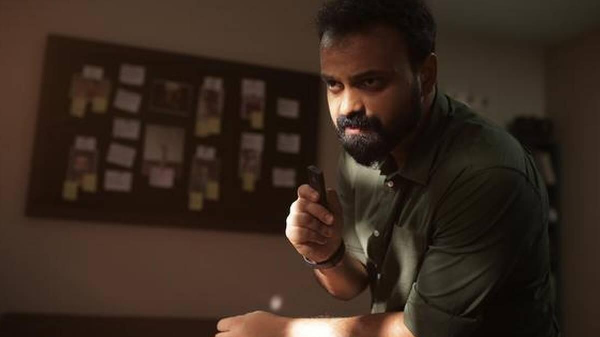 Think back to January of this year and you’ll remember crime thriller Anjaam Pathira stormed the box office with its gritty serial killer story. Relive the story in the company of psychologist Anwar Hussain (Kunchacko Boban) and superintendent Catherine (Unnimaya Prasad) as they attempt to track down a ruthless murderer. IMDb gives it 8