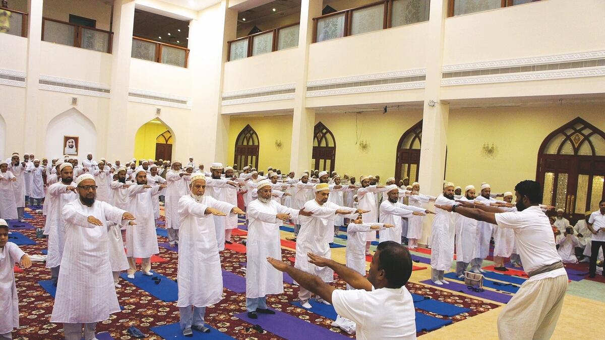 More than 700 Dawoodi Bohras roll out mats