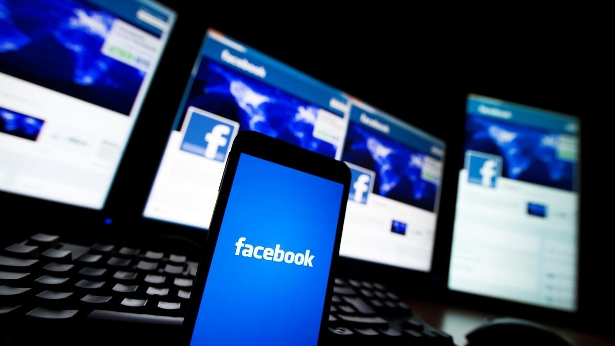 facebook down, facebook outage in uae