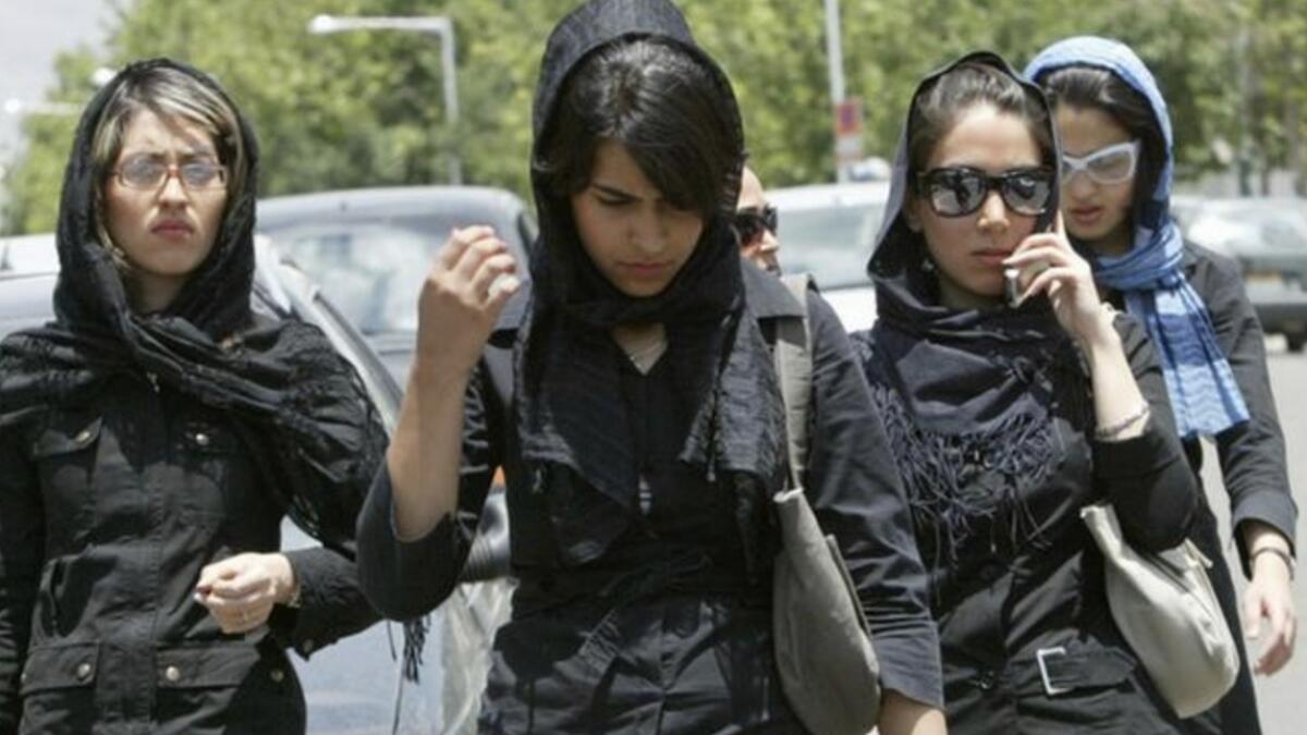 Iran sentences woman to 2 years in jail for removing headscarf 