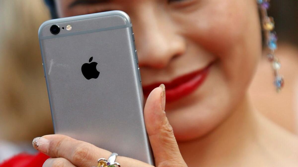 Apple sold 40.4 million iPhones in the quarter ending on June 25. 
