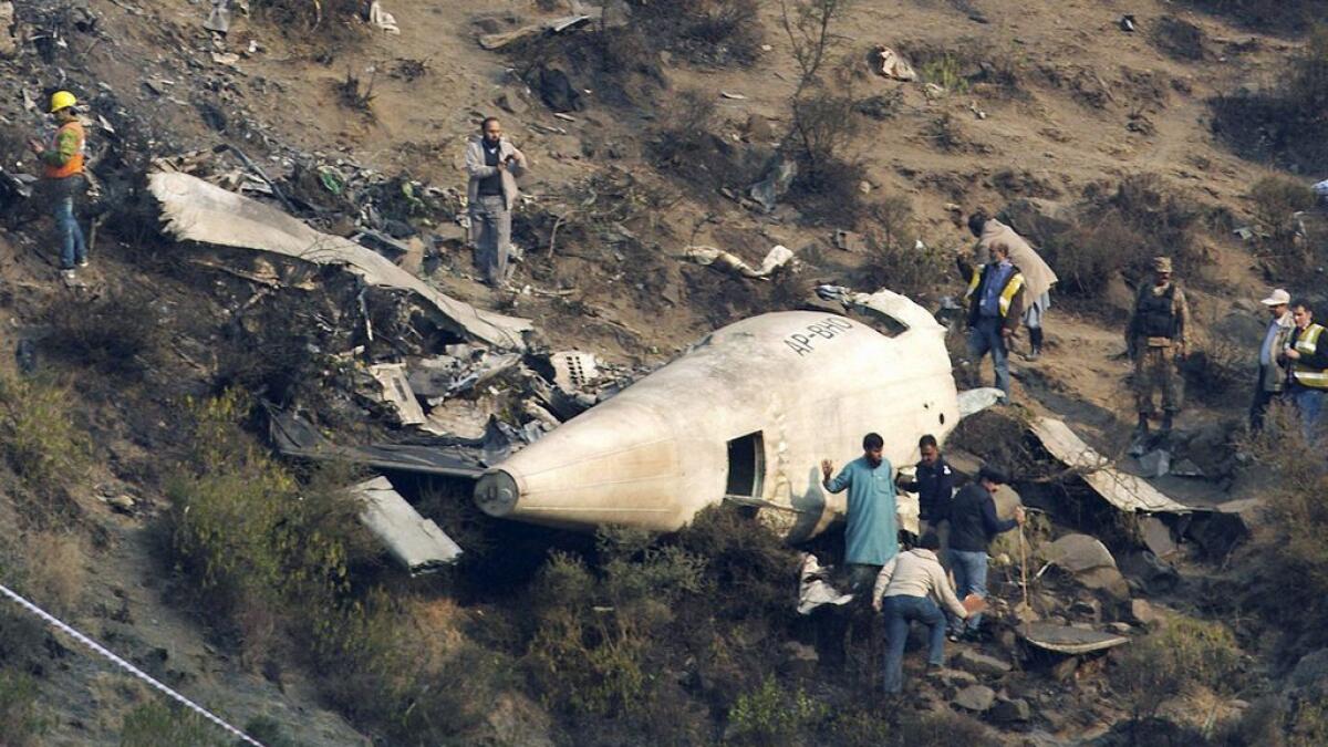 Investigation team visits PIA plane crash site