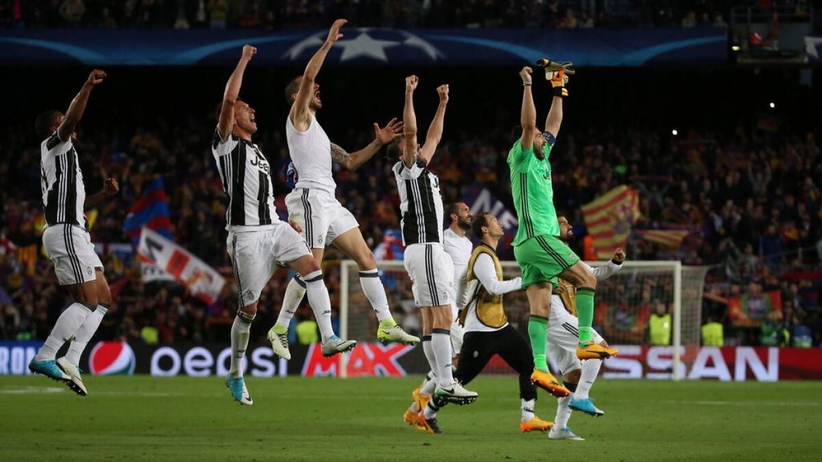Steely Juventus shut down Barca to kill off comeback hopes