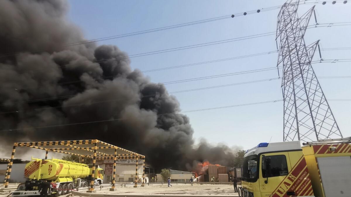 Dubai, fire, Umm Ramool area