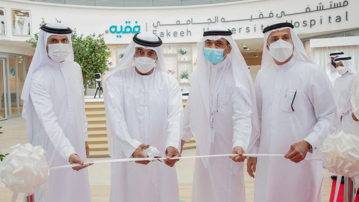 Sheikh Ahmed commended the hospital’s efforts in fostering an environment of innovation and medical education and training