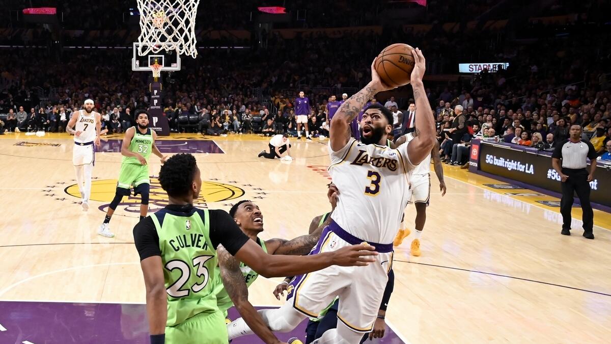 Davis scores 50 to lift Los Angeles Lakers