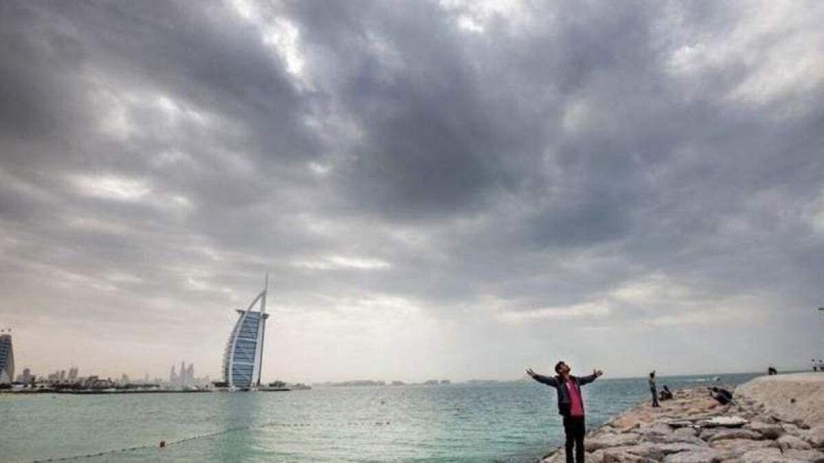 Cloudy, foggy weather in UAE; Will it rain this weekend?