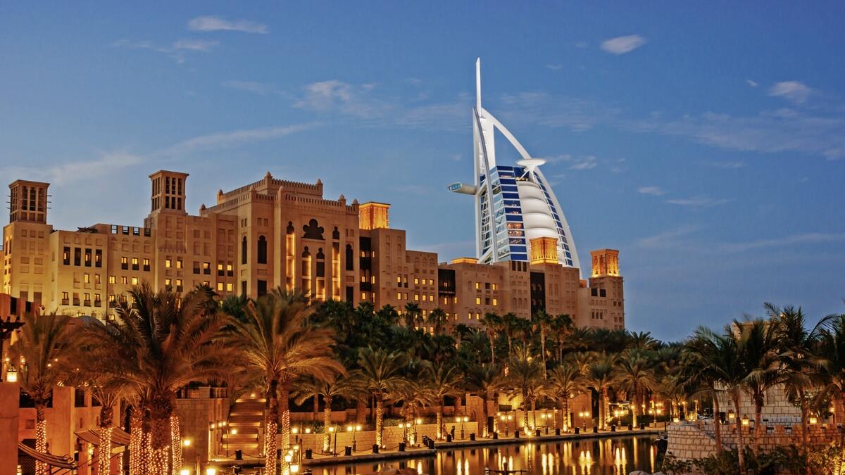 According to a recent report, Dubai has already started preparations to restart its tourism and hospitality with a focus on restoring global industry confidence while giving top priority to the health and safety of both residents and guests.