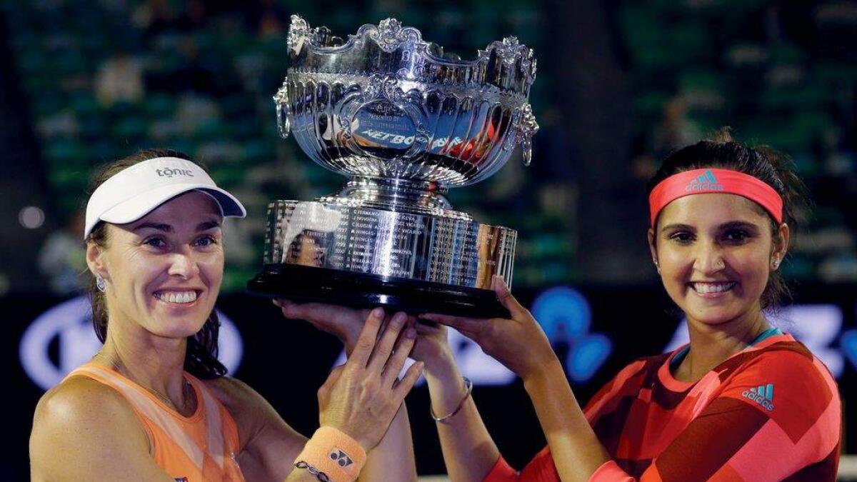 Sania-Martina win Australian Open doubles crown 