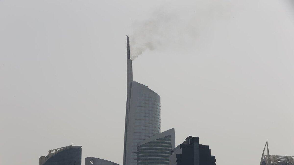 Video: Fire in Dubais Almas Tower doused within 20 minutes