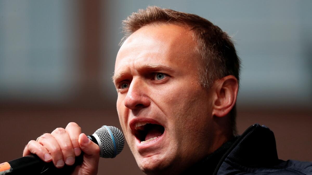 Russian, opposition, leader, alexei navalny, able, leave, hospital, bed